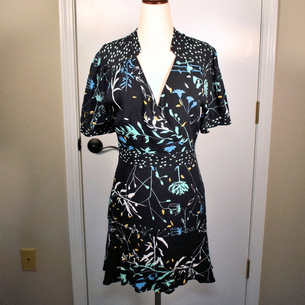 NWT Parker NY Floral Black V-Neck Fit to Flare Short Dress - Size 4, Woodlands